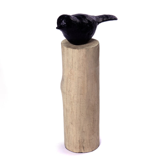 VOGEL SKULPTUR "BIRDY I" | Mangoholz, 30cm | Vogel auf Holzstamm