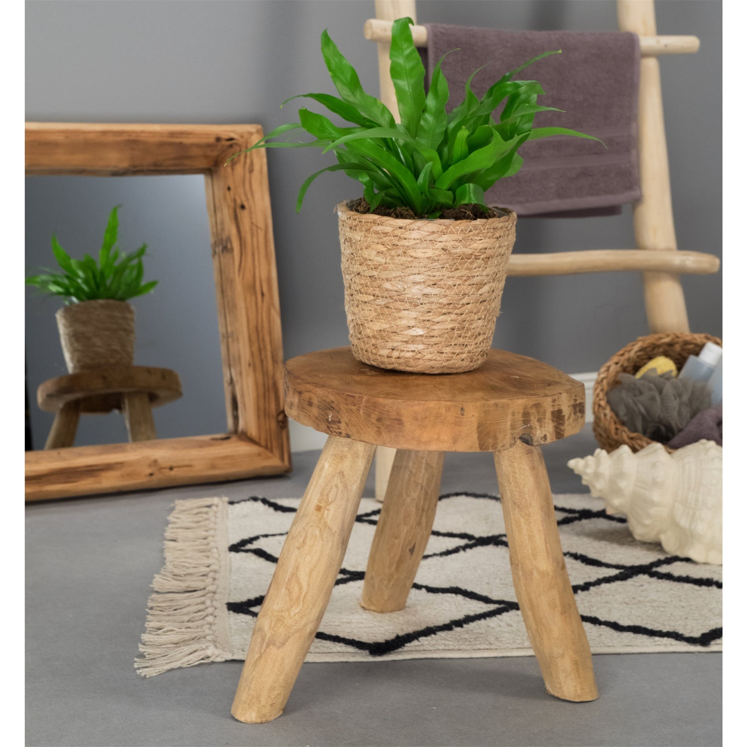 KLEINER HOCKER KLARA 28cm Blumenhocker Melkschemel – xtradefactory GmbH